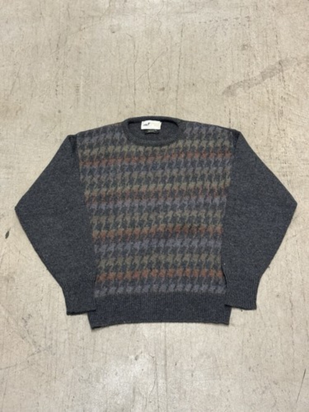 Vintage Men’s Winona Knits Sweater Crewneck Wool Gray USA Made Size Medium